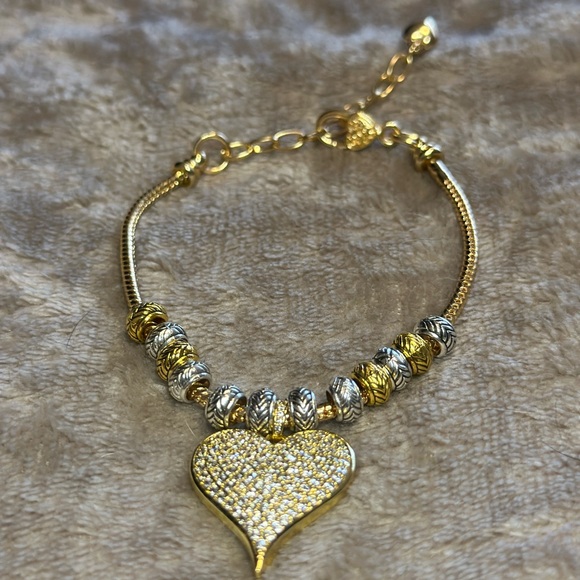 10” "Versatile Golden Heart Charm Bracelet/Anklet - Elegant and Adjustable" - Picture 7 of 10